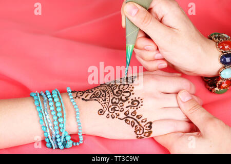 Free Images : design, art, hand, background, pattern, beautiful, beauty,  wedding, female, indian, marriage, paint, henna, culture, bride, india,  decoration, girl, tradition, ornament, color, ethnic, traditional, joint,  mehndi, plant, gesture, finger ...