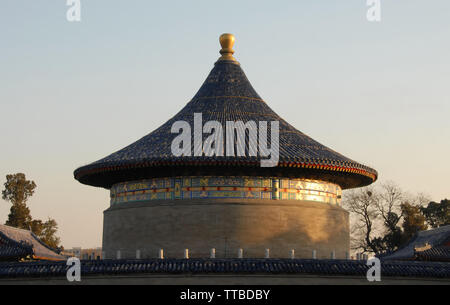 Temple of Heaven (Tiantan) in Beijing, China. Tian tan means Altar of Heaven. This is a smaller temple in the grounds of the Temple of Heaven, Beijing Stock Photo