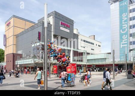 Queensmere Observatory Shopping Centre and Empire Cinemas, High Street, Slough, Berkshire, England, United Kingdom Stock Photo