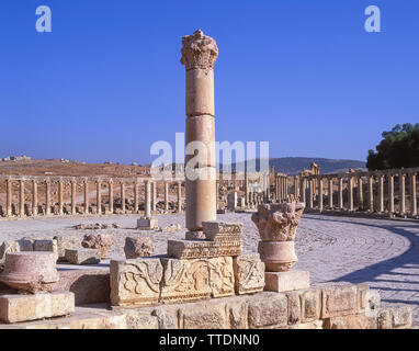 The Oval Forum and Cardo Maximus, Ancient City of Jerash (Gerasa), Irbid, Maan, Kingdom of Jordan Stock Photo