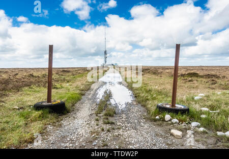 Track along the top of Wolftrap Mountain in the Slieve Bloom Mountains (hills) of Central Ireland, County Offaly, Ireland, with mobile phone masts Stock Photo