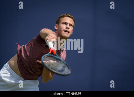 London, UK. 17th June, 2019. Diego Schwartzman of Argentina practice during the Fever-Tree TENNIS Championships at The Queen's Club, London, England on 17 June 2019. Photo by Andy Rowland. Credit: PRiME Media Images/Alamy Live News Stock Photo