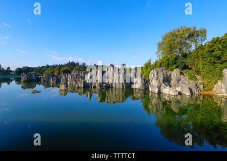 The Stone Forest landscape in Yunnan. This is a limestone formations located in Shilin Karst area, Yunnan, China Stock Photo