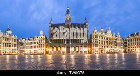 Grand Place Square at night in Brussels, Belgium Stock Photo