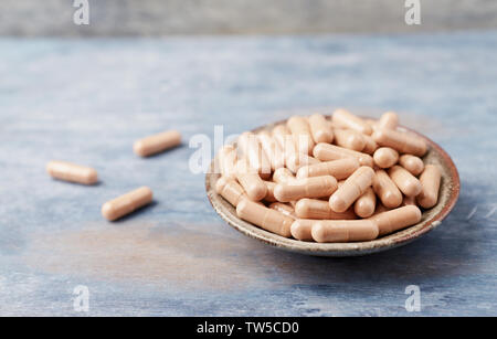 Cat's Claw (Uncaria tomentosa)  Extract Capsules. A Dietary Supplement. Stock Photo