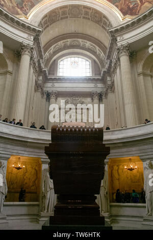 PARIS, FRANCE - JULY 19, 2011: Napoleon Bonaparte Tomb in Hotel des invalides surrounded by tourists. Napoleon is a former French Emperor, and a symbo Stock Photo