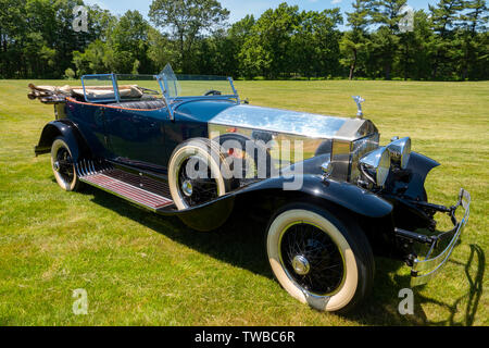 Rolls Royce 1927 Phantom 1 Phaeton classic vintage car historic luxury automobile Stock Photo