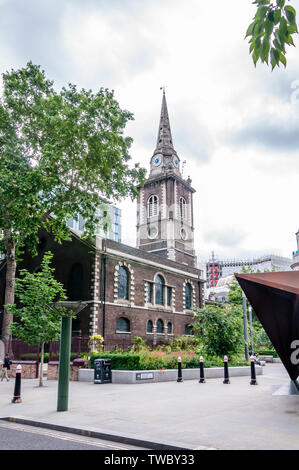 London the City of London St Botolphs Church Aldgate Square,  London, England, UK Stock Photo