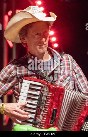 Paul Young and the Los Pacaminos, live on stage at the Gate to Southwell festival, 2019 Stock Photo