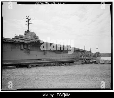 USS Hornet (CVS-12) forward elevator pit 1992 Stock Photo - Alamy