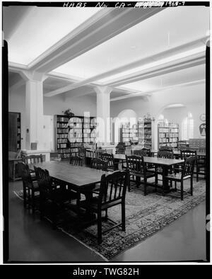 READING ROOM, GENERAL VIEW - The Bishop's School, 7607 La Jolla Boulevard, La Jolla, San Diego County, CA Stock Photo