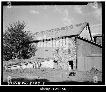 REAR VIEW OF BARN - Stone Barn, State Route 113, Doylestown, Bucks County, PA; Dornbusch, Charles H, photographer Stock Photo