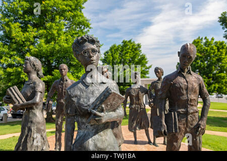 "Testament", Little Rock Nine Civil Rights Memorial, by sculptor John ...
