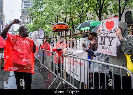 New York, United States. 20th June, 2019. Hundreds of New Yorkers joined members of African Communities Together, the City of Refuge Coalition, partners, and allies from dozens of refugee, immigrant, religious, and community organizations at the 3rd annual World Refugee Day March and Rally on June 19, 2019, calling on members of Congress to reject the criminalization of refugees and asylum seekers and support the expansion of humanitarian immigration policies. Credit: Erik McGregor/Pacific Press/Alamy Live News Stock Photo