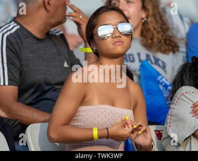 Nice, Frankreich. 19th June, 2019. France, Nice, Stade de Nice, 19.06.2019, Football - FIFA Women's World Cup - Japan - England Image: from Japan fans in Nice | usage worldwide Credit: dpa/Alamy Live News Stock Photo