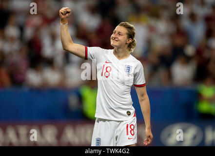 Nice, Frankreich. 19th June, 2019. France, Nice, Stade de Nice, 19.06.2019, Football - FIFA Women's World Cup - Japan - England Image: Player of the Match, Ellen White (England, # 18) | usage worldwide Credit: dpa/Alamy Live News Stock Photo
