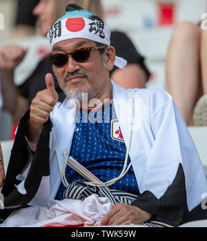 Nice, Frankreich. 19th June, 2019. France, Nice, Stade de Nice, 19.06.2019, Football - FIFA Women's World Cup - Japan - England Image: from Japan fans in Nice | usage worldwide Credit: dpa/Alamy Live News Stock Photo