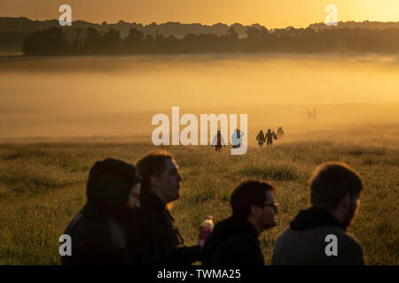 Summer Solstice 2019 at Stonehenge ancient monument. Picture date: Friday June 21, 2019. Photograph by Christopher Ison © Stock Photo