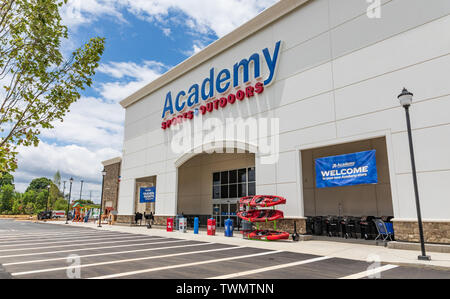 MOORESVILLE, NC, USA-JUNE 19, 2019: A newly opened Academy Sports retail store. Stock Photo
