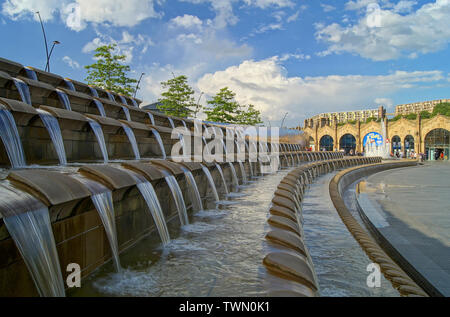 UK,South Yorkshire,Sheaf Square,Sheffield Railway Station Entrance & Water Feature Stock Photo