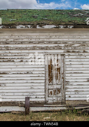 Weathered building near Independence California, United States