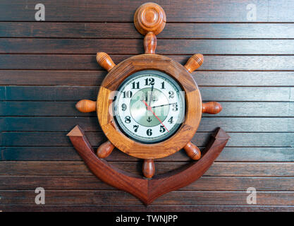 Anchor Wall Clock- Wood Clock Ship Wheel Steering Wheel Wall Hanging  Decoration