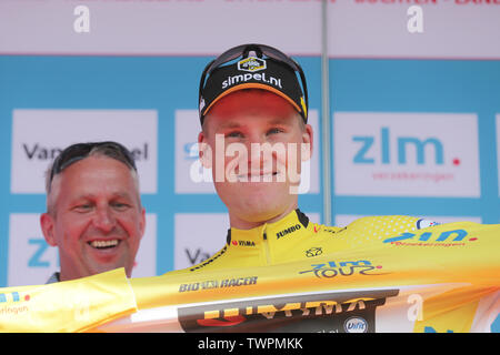 Vernisse, Netherlands. 22nd June, 2019. LANDGRAAF - 22-06-2019, cycling, ZLM Tour, 3e stage, Mike Teunissen from the Jumbo - Visma team is the leader in the general classification Credit: Pro Shots/Alamy Live News Stock Photo