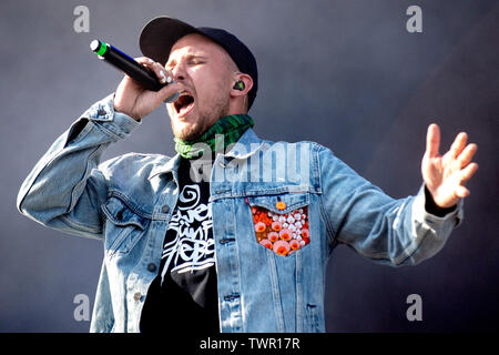 Lower Saxony Germany Lower Saxony Germany22 June 19 Lower Saxony Scheessel Mike Rohleder Member Of The Hip Hop Duo 257ers Is On Stage At The Hurricane Festival The Open Air Festival With Around 65 000