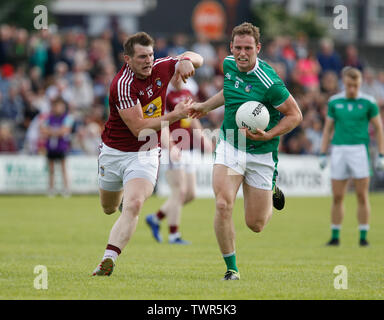 TEG Cusack Park, Westmeath, Ireland. 22nd June, 2019. GAA Football All-Ireland Senior Championship Westmeath v Limerick; Darragh Treacy (Limerick) gets away from Kieran Martin (Westmeath) Credit: Action Plus Sports/Alamy Live News Stock Photo