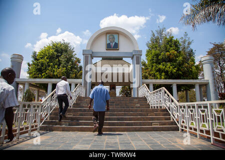 Kamuzu Dr Hastings Banda's mausoleum with people going up to view it Stock Photo