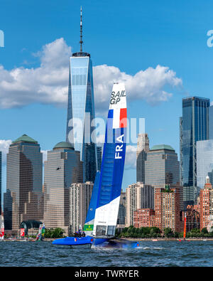 New York, USA. 22nd June, 2019. Team France SailGP F50 catamaran sails in the Hudson river during the SailGP New York event. Credit: Enrique Shore/Alamy Live News Stock Photo