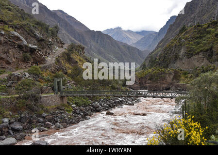 Bridge across the Urubamba river at the start point of the Inca Trail to Machu Picchu. Cusco, Peru Stock Photo