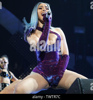Los Angeles, United States. 22nd June, 2019. LOS ANGELES, CALIFORNIA, USA - JUNE 22: Rapper Cardi B performs at the 7th Annual BET Experience At L.A. LIVE Presented By Coca-Cola - Day 3 held at Staples Center on June 22, 2019 in Los Angeles, California, United States. (Photo by Xavier Collin/Image Press Agency) Credit: Image Press Agency/Alamy Live News Stock Photo