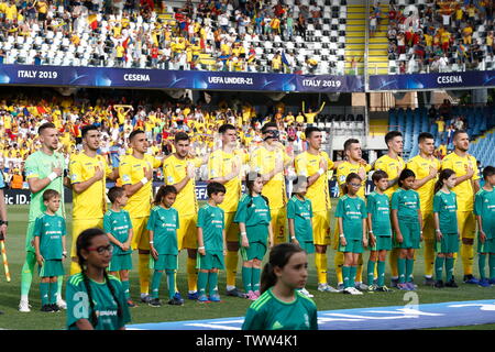 Cesena, Italy. 21st June, 2019. Under-21 Romania team group line-up (ROU) Football/Soccer : UEFA European Under-21 Championship 2019 Group stage match between Uuder-21 England 2-4 Uuder-21 Romania at the Stadio Dino Manuzzi in Cesena, Italy . Credit: Mutsu Kawamori/AFLO/Alamy Live News Stock Photo