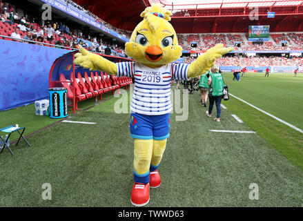 Ettie the official World Cup mascot prior to kick-off during the FIFA Women's World Cup, round of Sixteen match at State du Hainaut, Valenciennes. Stock Photo