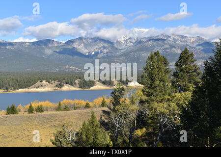 The colours of autumn in the Canadian Rockies Stock Photo