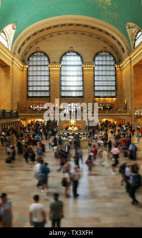 The hustle and bustle of the main concourse of Grand Central Station, New York City, New York, USA Stock Photo