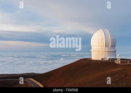 USA, Hawaii, Mauna Kea volcano, telescope at Mauna Kea Observatories at dusk Stock Photo