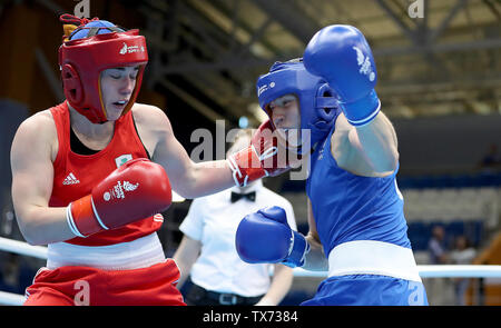 Ireland's Grainne Walsh (left) on her way to winning against Great Britain's Rosie Eccles in the Women's Welterweight Boxing at Sport Palace Uruchie, during day four of the European Games 2019 in Minsk. Stock Photo