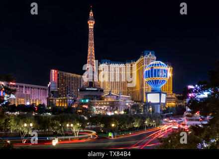 The Paris Las Vegas Hotel and Las Vegas Eiffel Tower at night, Las Vegas, Nevada, USA
