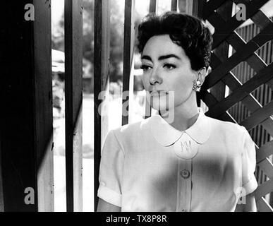 AUTUMN LEAVES 1956 Columbia Pictures film with Joan Crawford Stock Photo