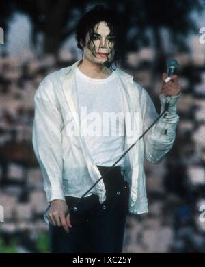 ***FILE PHOTO*** 10th Anniversary of Michael Jackson's Death Michael Jackson 1993 Photo By John Barrett/PHOTOlink/MediaPunch Stock Photo