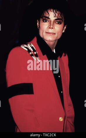 ***FILE PHOTO*** 10th Anniversary of Michael Jackson's Death Michael Jackson 1988 Photo By John Barrett/PHOTOlink/MediaPunch Stock Photo