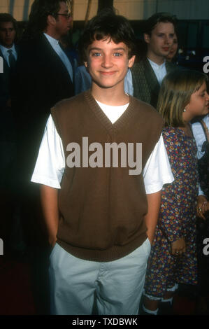 North -1994 Elijah Wood Stock Photo - Alamy