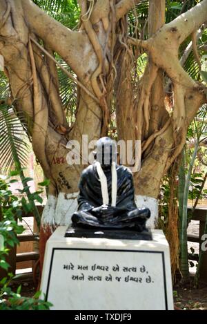 Statue of Mahatma Gandhi in Mahatma Gandhi Garden in the Churchgate