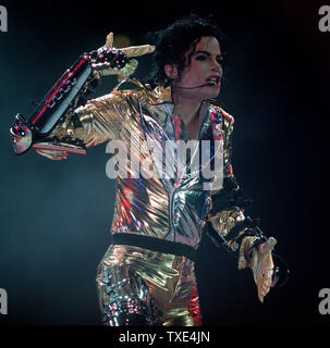 ***FILE PHOTO*** American pop star Michael Jackson performs in Prague, Czech Republic, on September 7, 1996, within his HIStory World Tour. (CTK Photo/Tomas Turek) Stock Photo