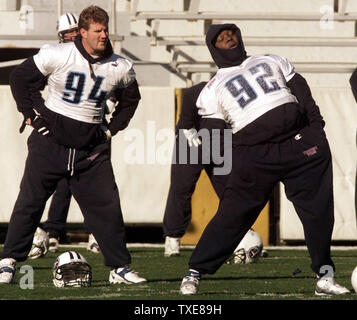 ATL2000013032 - 30 JANUARY 2000 - ATLANTA, GEORGIA, USA: The Rams celebrate  a TD in Super Bowl XXXIV. The Rams won 23-16. ts/Andy Kuno UPI Stock Photo  - Alamy