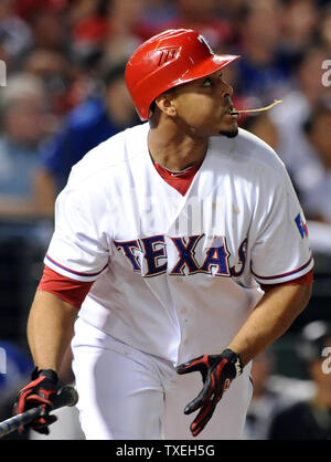 Texas rangers nelson cruz 17 hi-res stock photography and images - Alamy