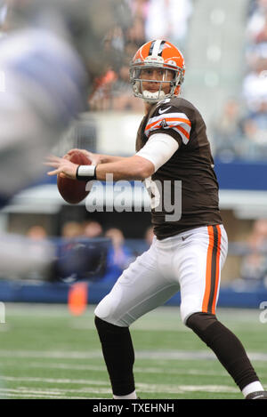 Oakland, California, USA. 2nd Dec, 2012. Oakland Raiders defensive tackle  Desmond Bryant (90) rushes Cleveland Browns quarterback Brandon Weeden (3)  on Sunday at O.co Coliseum in Oakland, CA. The Browns defeated the