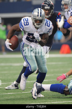 Dallas Cowboys DeMarco Murray rushes as Seattle Seahawks Clinton McDonald  gives chase during the first quarter at Cowboys Stadium in Arlington, Texas  on November 6, 2011. UPI/Ian Halperin Stock Photo - Alamy